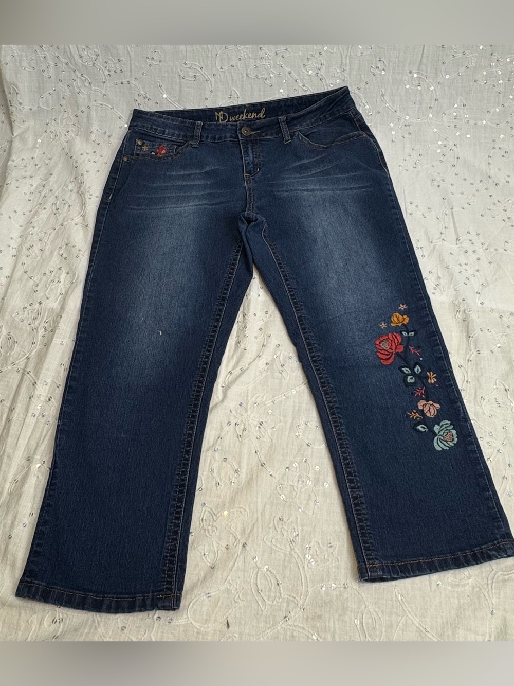 ND Weekend Embroidered Floral Capri Jeans Size 12 Stretch Denim